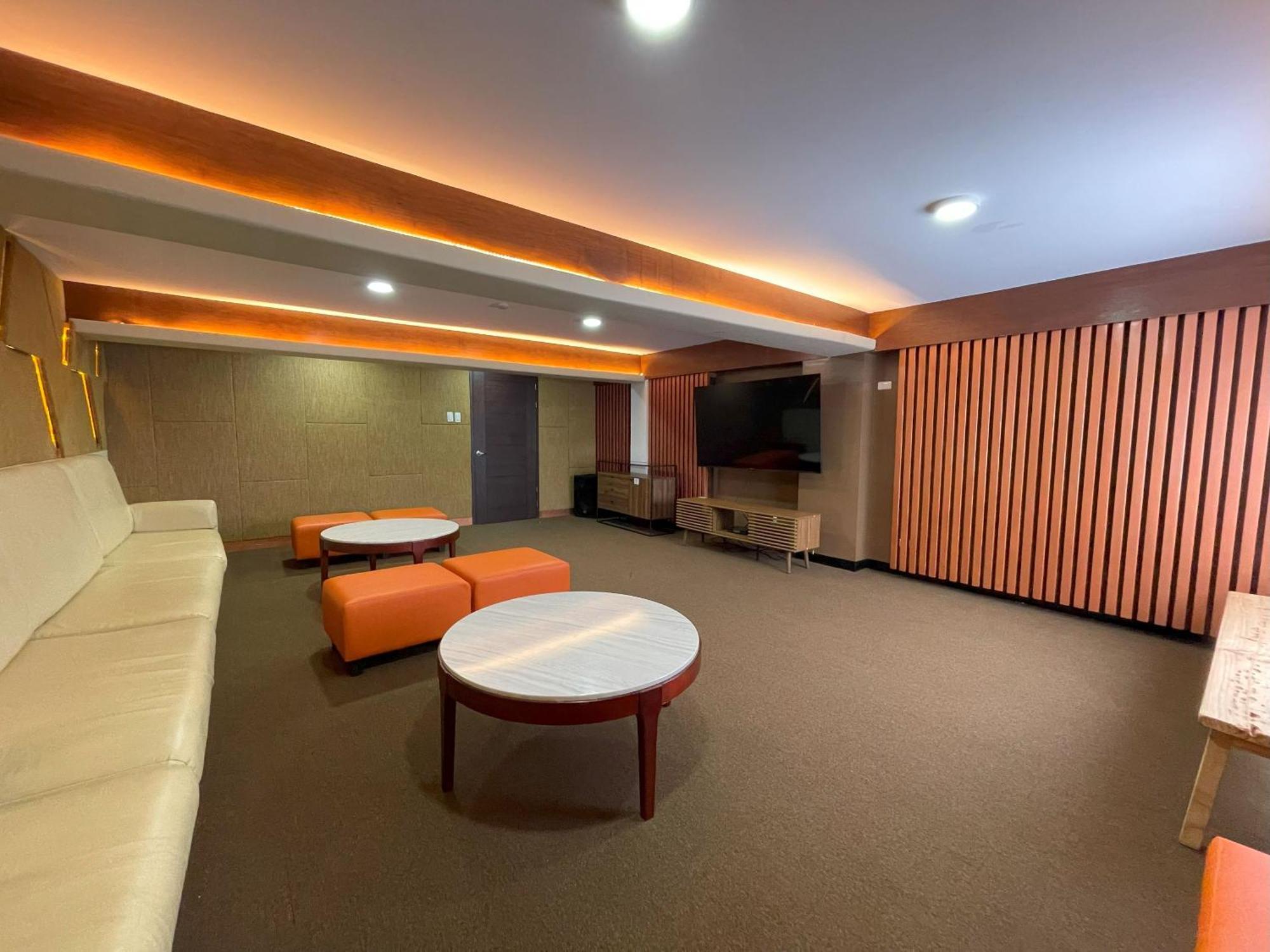Mist Mountain Resort Powered By Cocotel Cebu Екстер'єр фото