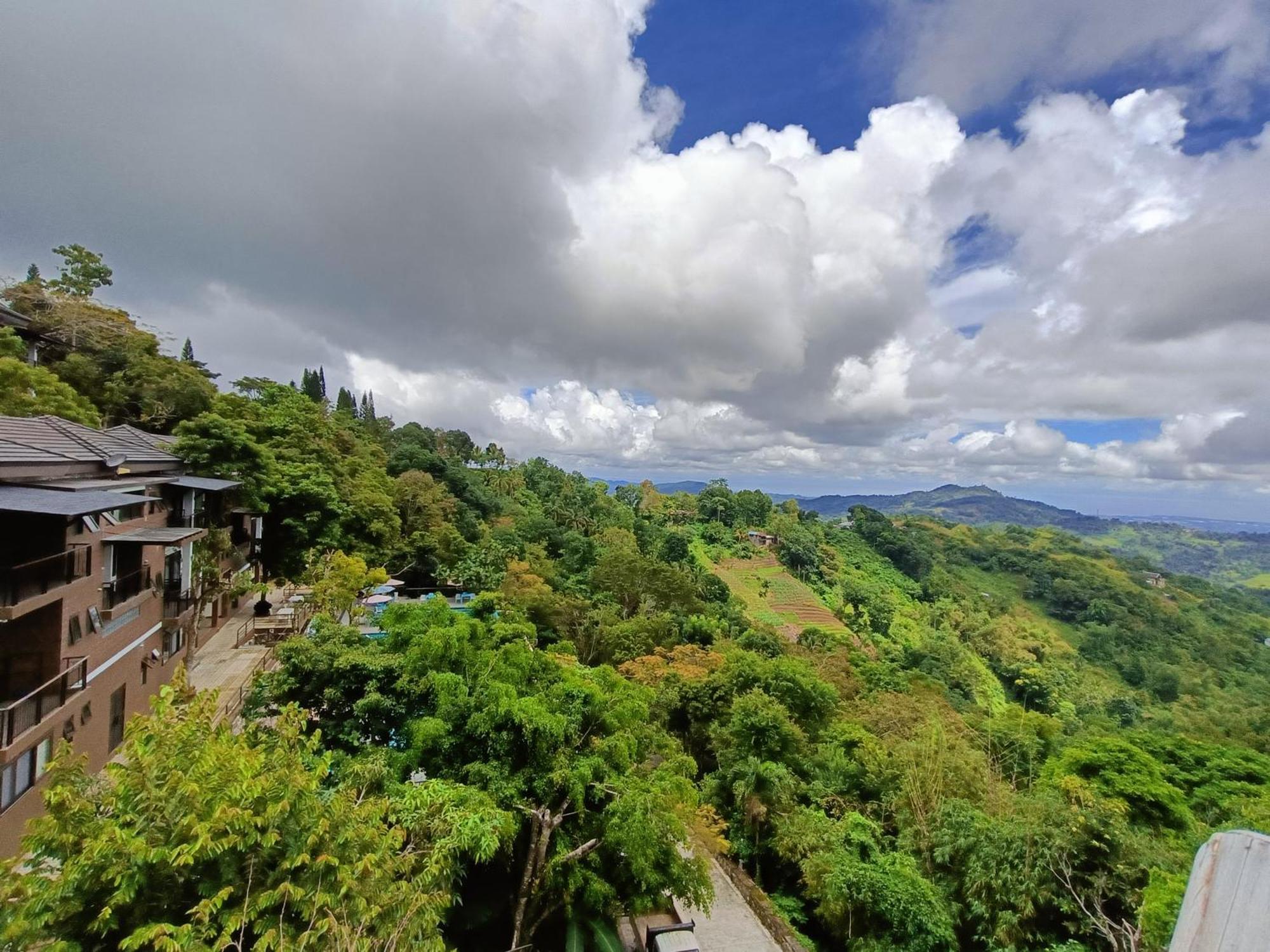 Mist Mountain Resort Powered By Cocotel Cebu Екстер'єр фото